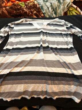 Leo and Nicole long sleeve shirt size medium